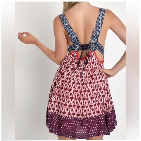 Lulu's Blue and Red Patterned Midi Dress - Picture 2 of 7